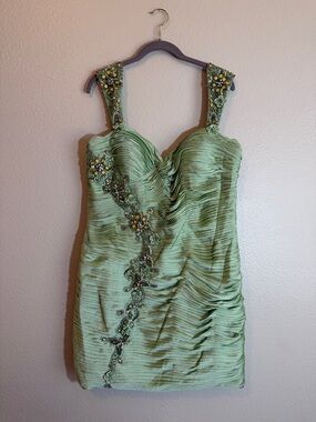 May Queen Size 16 Sage Green Beaded Ruched Cocktail Dress Y2K Glam Fairycore